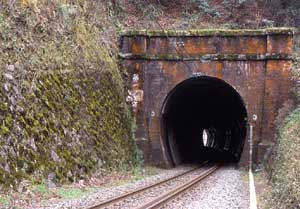 JR舞鶴線第一真倉トンネルの写真