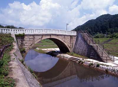 旧岡田橋の写真